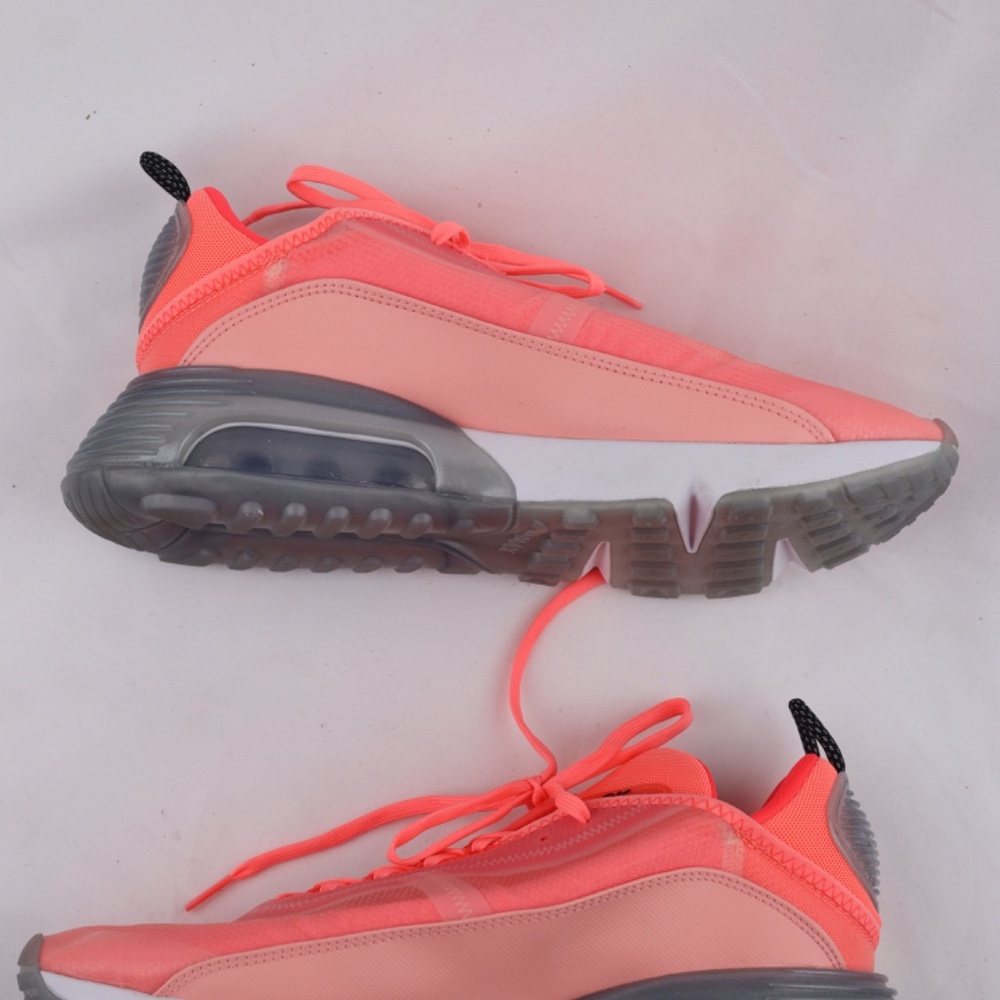 (SALE) Nike Air max 2090 Lava Glow Womens sz. 12 (CT7698-600) - Picture 5 of 8